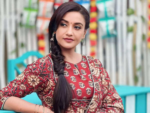 Rati Pandey Photos