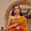 Article image for: Urvashi Dholakia - <i class="tbold">komolika</i>