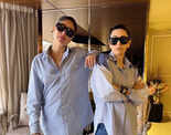 Kareena Kapoor and Karisma Kapoor master the art of twinning in style, see pictures