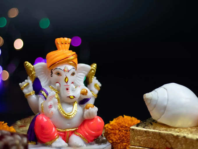 Ganesh Chaturthi 2023: 5 popular offerings made to Lord Ganesha ... - Figure 1
