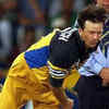 Article image for: <i class="tbold">Steve Waugh</i>: 19 wickets