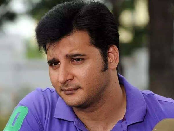 Abbas Stills