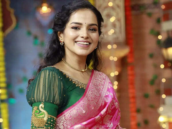 Titeeksha Tawde Pictures