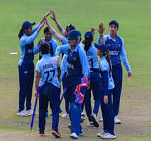 Asian Games: India clinch gold after beating Sri Lanka by 19 runs in women's cricket final, see pictures