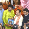 Article image for: Ganesh Chaturthi: JP Nadda, Devendra Fadnavis offer prayers at Lalbaugcha Raja in Mumbai