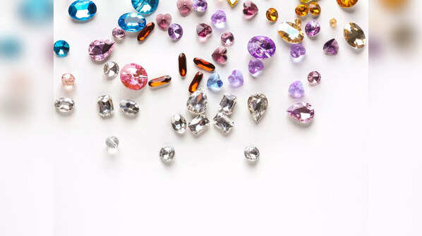 How to check the quality of Navratna gemstones?