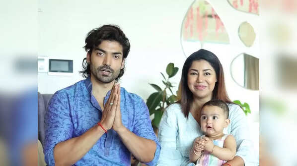 Debina-Gurmeet back from trip for Ganpati