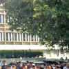 Article image for: People in Delhi-<i class="tbold">ncr</i> rushed in panic