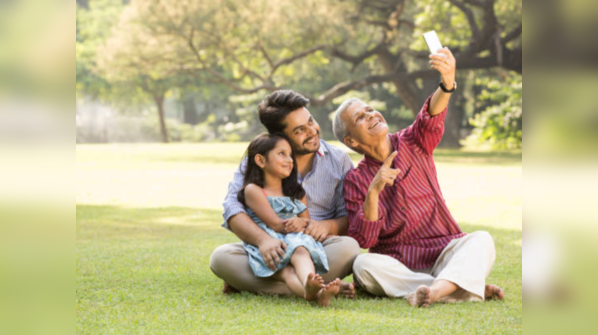 Clicking a picture? Watch out for this cancer sign