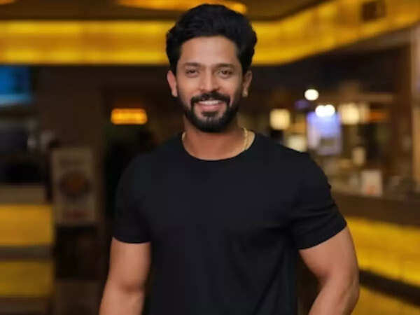 Karthik Mahesh Pictures