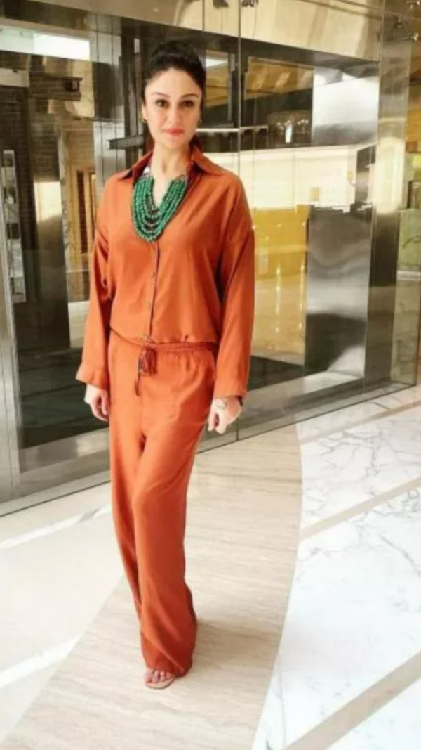 Sonia Aggarwal Wallpapers