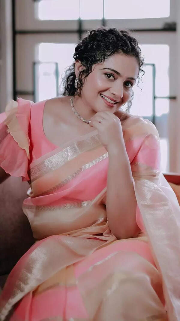 Meera Vasudevan Stills