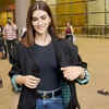 Article image for: ‘Jaan boojh kar...’, says <i class="tbold">Kriti Sanon</i> as a pap leaves his chappal while clicking her at airport