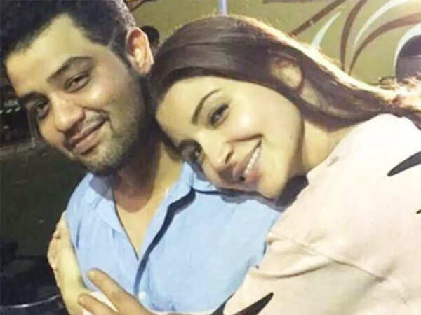 Karnesh Sharma Photos