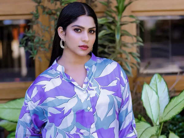 Swasika Vijay