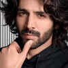 ​2) Kartik Aaryan​