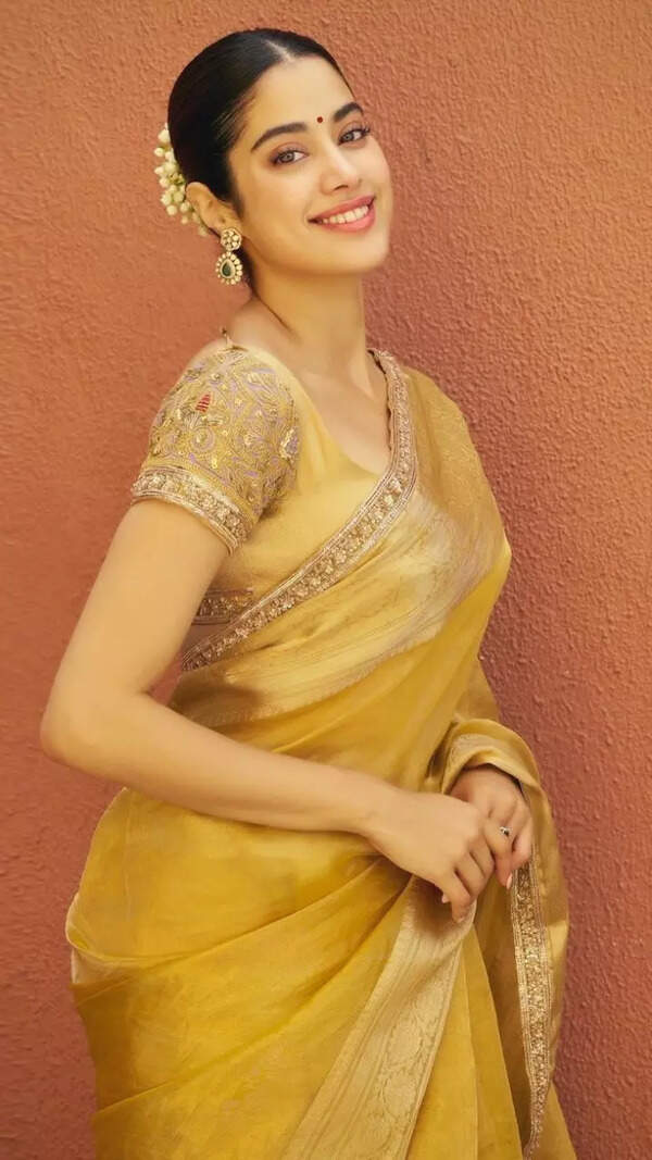 Janhvi Kapoor Stills