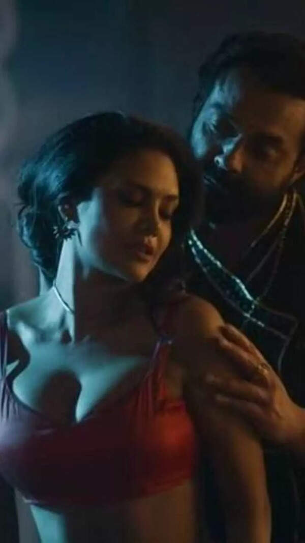 Esha Gupta