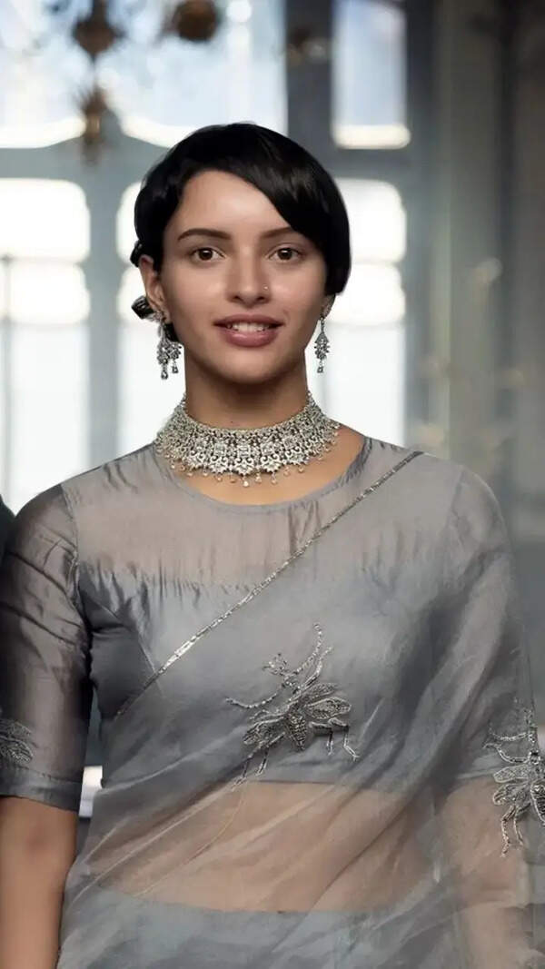 Tripti Dimri Photos