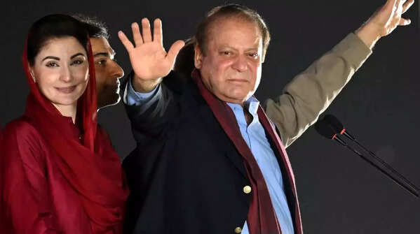 Sharif's family and party members express confidence in him.
