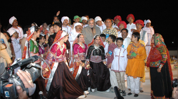 Dhordo village: Cultural showcase splendor
