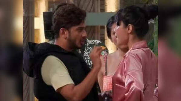 Khanzaadi’s ugly fight with Ankita and Munawar