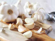 Do you know the right way to cook with garlic?