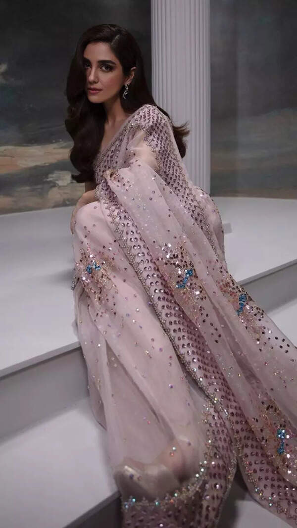 Maya Ali Photos