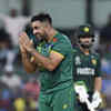 Article image for: <i class="tbold">Tabraiz Shamsi</i> shines with four-for