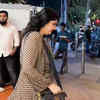 Article image for: Arjun Kapoor’s sister <i class="tbold">anshula</i> Kapoor ignores paps’ request to pose for cameras