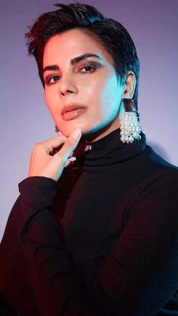 Kirti Kulhari