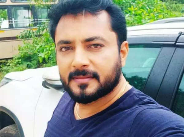 Sabari Pictures