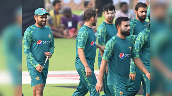 Pakistan lurking behind the Kiwis