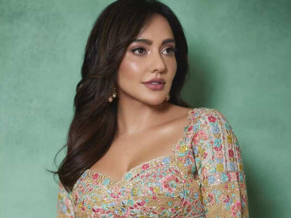 Neha Sharma Photos