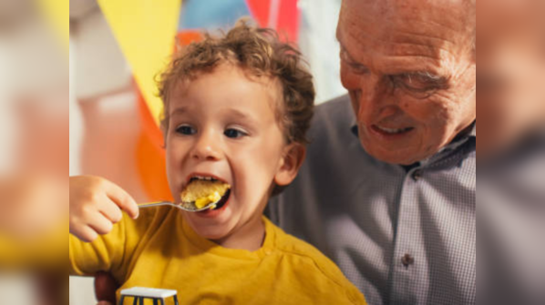 Should diabetes patients consume sweet products during festivals?