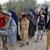 ​Over 165,000 Afghans flee Pakistan​