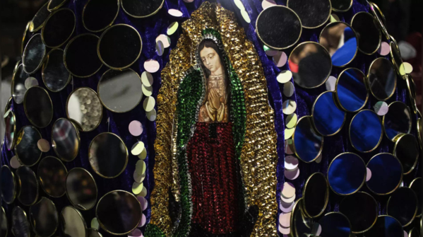 Symbolic Colors and flowers of the Altars