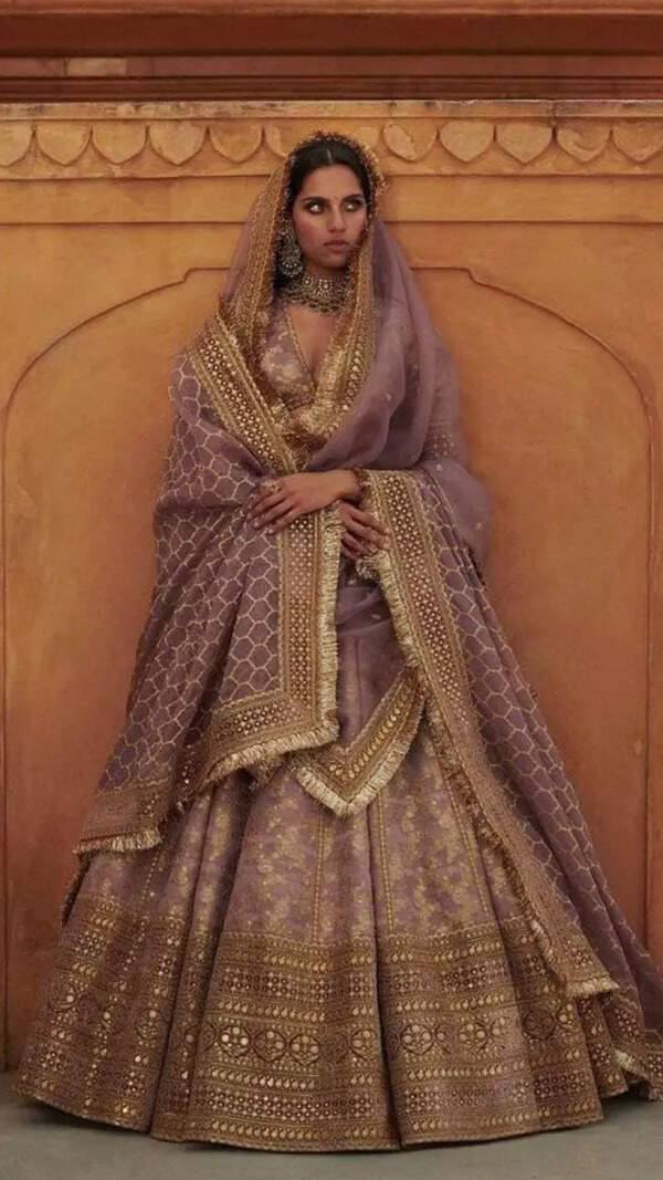  Sabyasachi