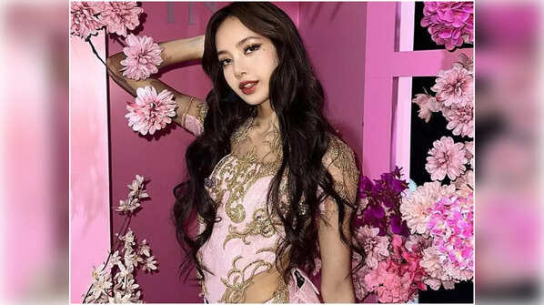 BLACKPINK’s Lisa's latest controversies: Crazy Horse act to Weibo account being banned and contract with YG Entertainment