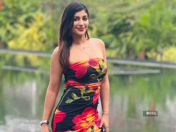 Yashika Anand