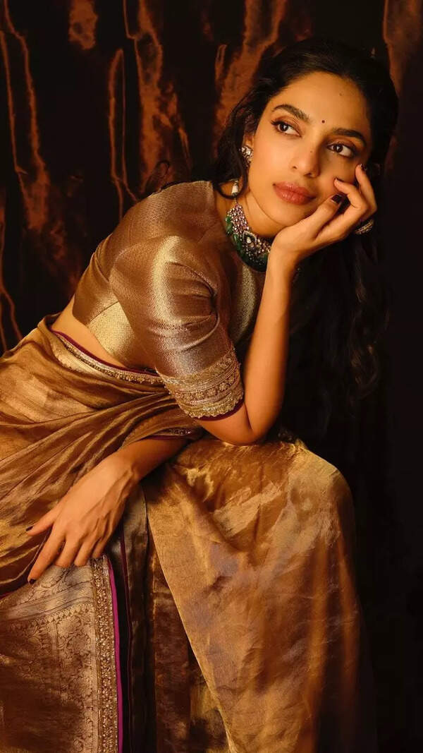 Sobhita Dhulipala Pictures