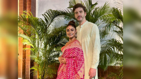 Sreejita De