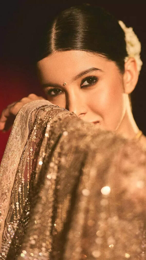 Shanaya Stills