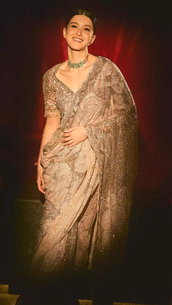 Shanaya Photos