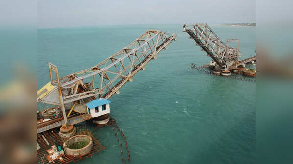 Old Pamban bridge Scherzer’s Span