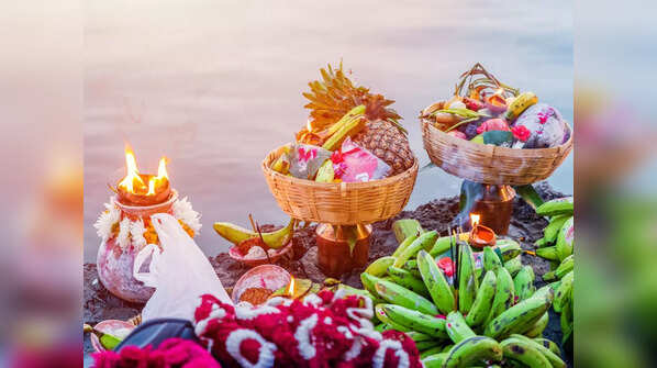 Foods offered to Lord Surya on Chhath Puja