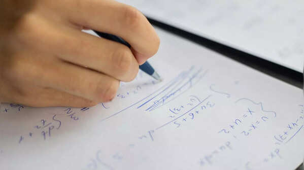 What is the examination pattern?