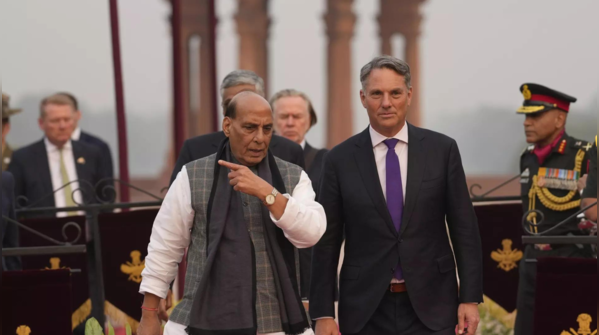 Talks to strengthen ties
