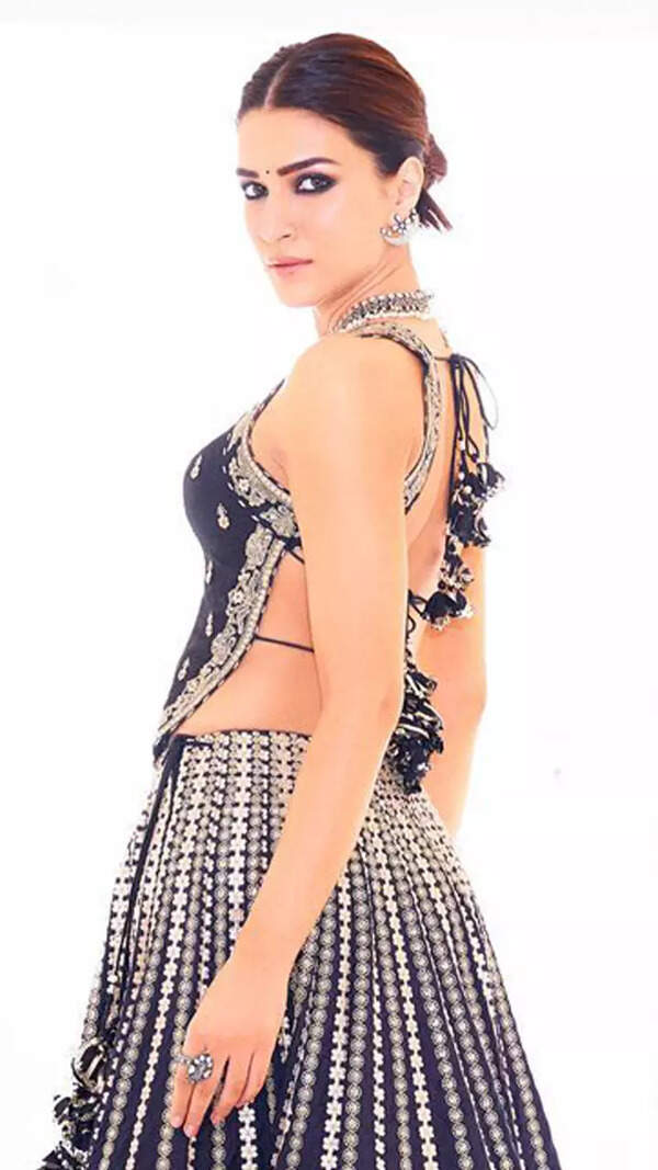 Kriti Sanon Wallpapers