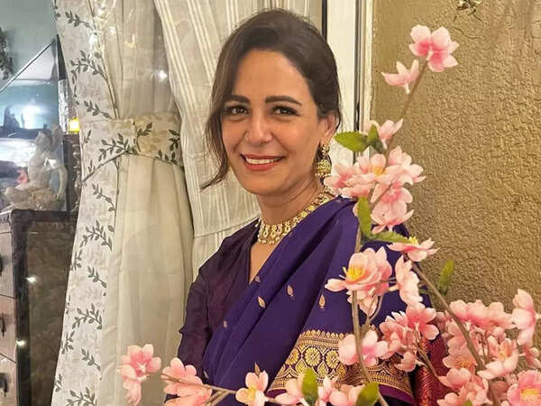 mona singh